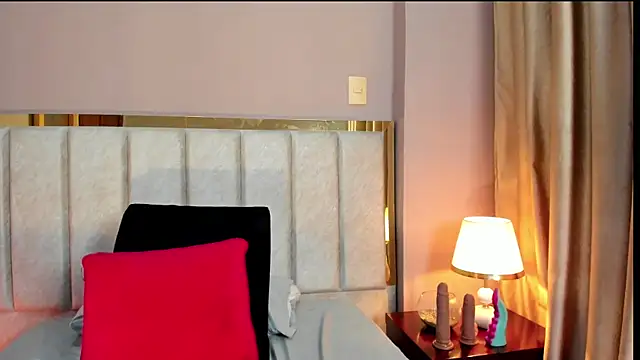 Emilywatsonn online show from 02/28/26, 12:43