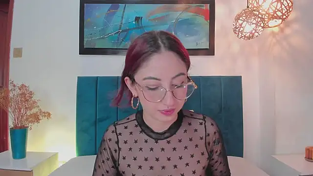 Snapshot of Emilywatsonn chatting on 09/26/25, 12:28 Emilywatsonn online show from 09/26/25, 12:28