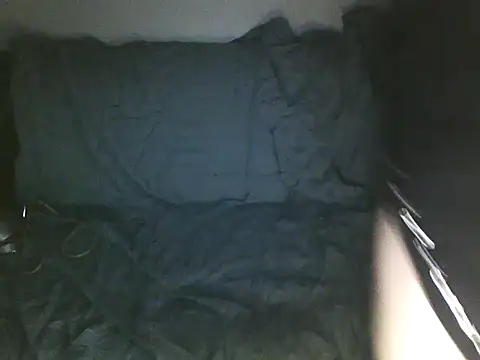 Snapshot of Jopofa@xh chatting on 12/18/25, 08:52 Jopofaxh online show from 12/18/25, 08:52