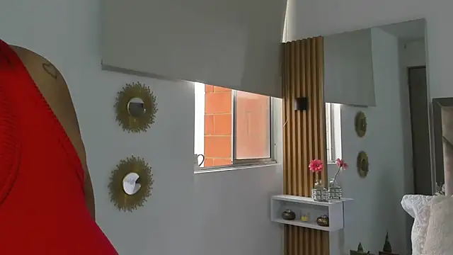 EmilyPeytonn online show from 11/01/25, 01:16