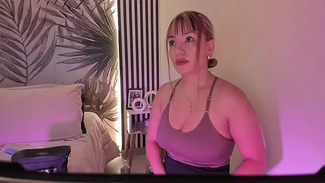 Samaantha-White online show from 04/11/26, 11:25