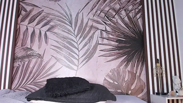 Samaantha-White online show from 03/13/25, 11:30