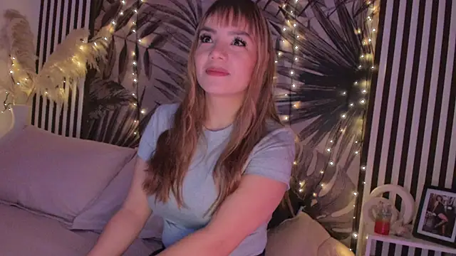 Samaantha-White online show from 12/14/25, 11:49