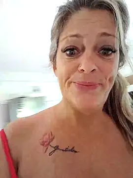 Snapshot of marcialoira chatting on 03/20/25, 11:12 marcialoira online show from 03/20/25, 11:12