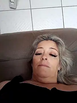 Snapshot of marcialoira chatting on 09/22/25, 01:39 marcialoira online show from 09/22/25, 01:39