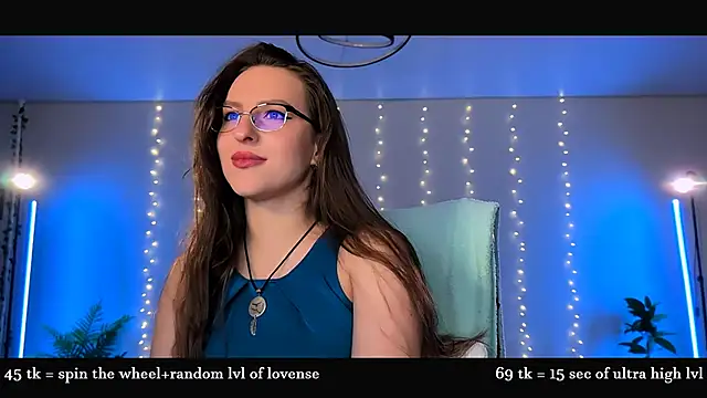 Alicia x art online show from 03/22/26, 06:31