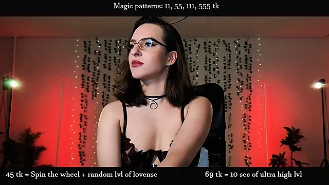 Snapshot of Alicia_x_art chatting on 07/09/26, 06:18 Alicia x art online show from 07/09/26, 06:18