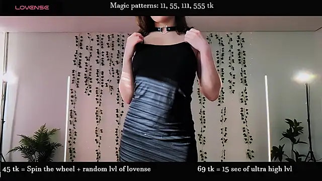 Snapshot of Alicia_x_art chatting on 06/14/26, 03:46 Alicia x art online show from 06/14/26, 03:46