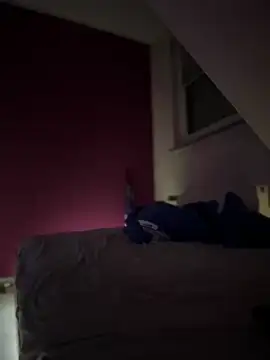 Snapshot of Bennyben8604 chatting on 03/13/25, 02:49 Bennyben8604 online show from 03/13/25, 02:49