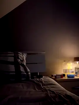 Snapshot of Bennyben8604 chatting on 10/28/25, 01:39 Bennyben8604 online show from 10/28/25, 01:39