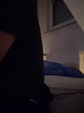 Snapshot of Bennyben8604 chatting on 02/28/25, 12:43 Bennyben8604 online show from 02/28/25, 12:43