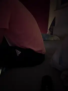 Snapshot of Bennyben8604 chatting on 01/05/25, 12:52 Bennyben8604 online show from 01/05/25, 12:52