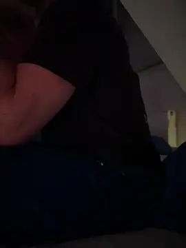 Snapshot of Bennyben8604 chatting on 02/27/25, 07:47 Bennyben8604 online show from 02/27/25, 07:47