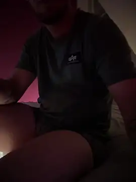 Snapshot of Bennyben8604 chatting on 03/07/25, 02:25 Bennyben8604 online show from 03/07/25, 02:25