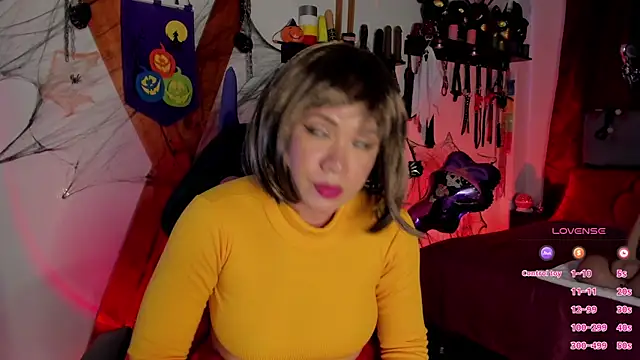 Laureen hill online show from 10/28/25, 09:47