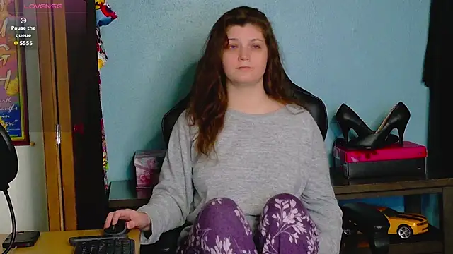 TreeJeanne online show from 11/10/25, 01:21