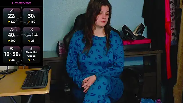 TreeJeanne online show from 11/25/25, 01:28