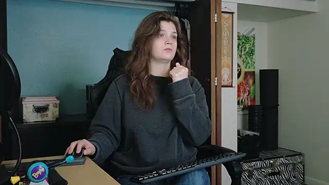 TreeJeanne online show from 09/08/25, 03:22