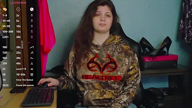 TreeJeanne online show from 11/02/25, 07:30