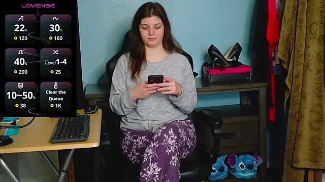 TreeJeanne online show from 11/27/25, 03:07