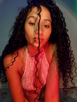 lessaeumesma8 online show from 01/15/26, 05:16