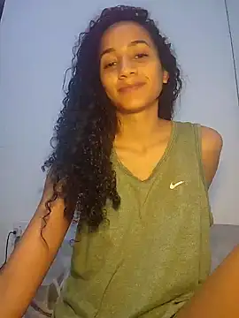 lessaeumesma8 online show from 09/23/25, 06:26