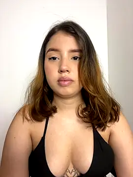 Snapshot of Lia_sex69 chatting on 09/19/25, 09:57 Lia sex69 online show from 09/19/25, 09:57