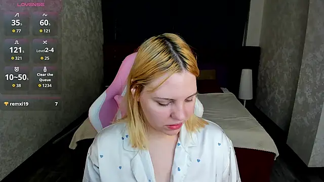 Stacy Luv online show from 11/30/25, 09:10