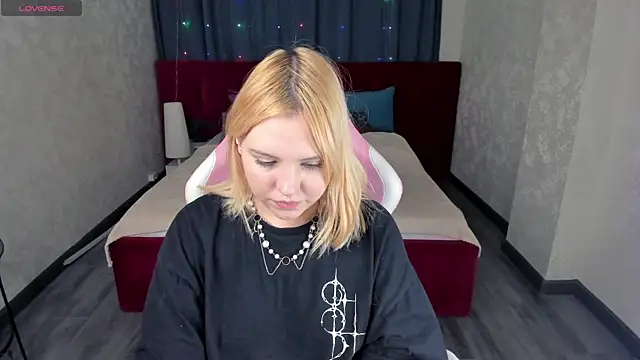 Stacy Luv online show from 01/12/26, 09:05