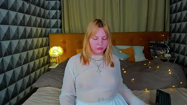 Stacy Luv online show from 09/22/25, 12:05