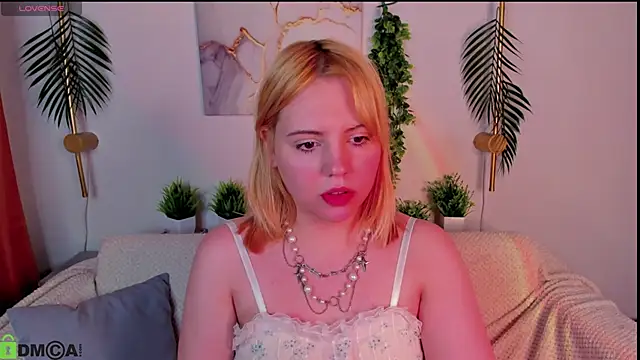 Stacy Luv online show from 11/12/25, 09:57