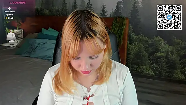 Stacy Luv online show from 10/08/25, 01:07