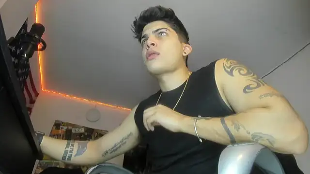 charlie hotxxx online show from 10/08/25, 03:41