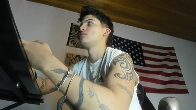 charlie hotxxx online show from 11/14/25, 03:32