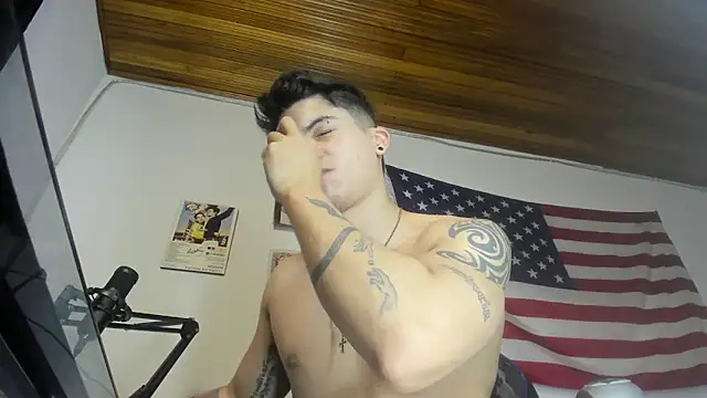 charlie hotxxx online show from 04/16/26, 03:29