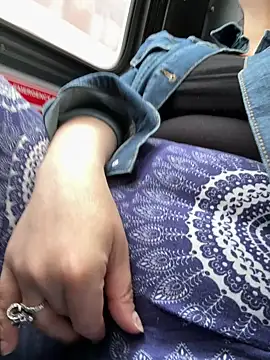 sylviahhh online show from 05/25/26, 02:27