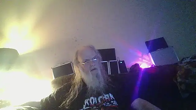 VicFerrari1 online show from 07/17/26, 03:26