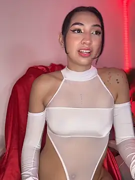  Aura- online show from 04/05/26, 02:29