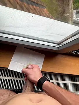 Siggidc2n online show from 12/16/25, 11:25