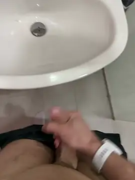 Siggidc2n online show from 02/25/25, 11:21