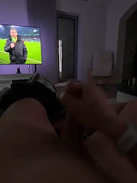 Siggidc2n online show from 12/04/24, 06:11