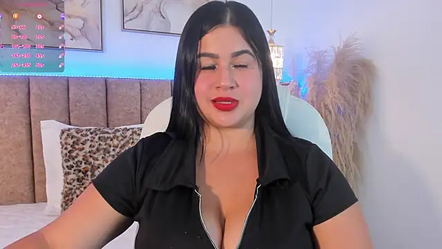 miahkumar online show from 10/28/25, 06:51