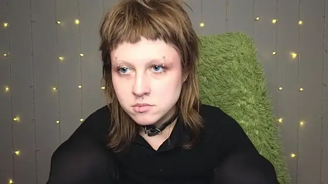 kortny yo online show from 02/01/25, 08:37