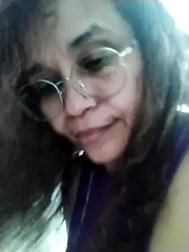 Snapshot of Alma_Sexyy chatting on 02/20/25, 10:04 Alma Sexyy online show from 02/20/25, 10:04