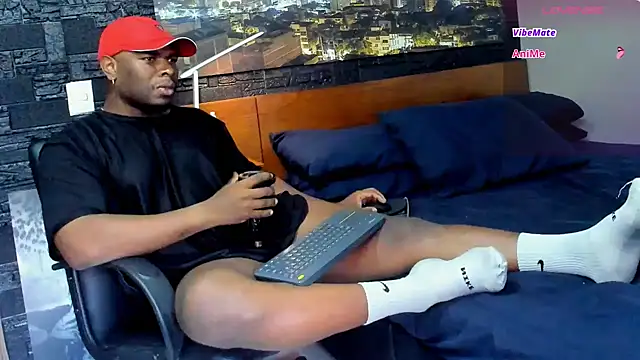 Snapshot of thomas_santtos1 chatting on 03/22/25, 02:14 thomas santtos1 online show from 03/22/25, 02:14