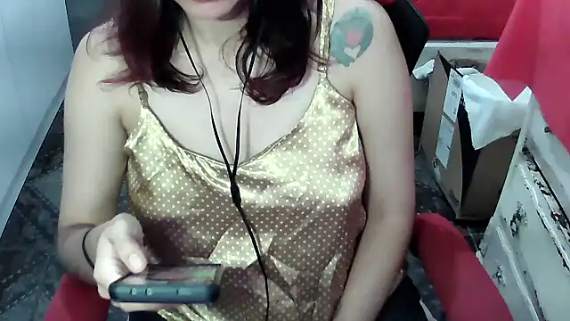 Snapshot of ManuEscarlate13 chatting on 02/26/26, 07:19 ManuEscarlate13 online show from 02/26/26, 07:19