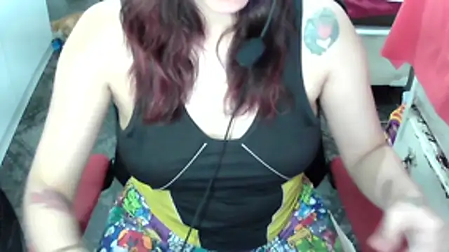 ManuEscarlate13 online show from 04/25/26, 04:15