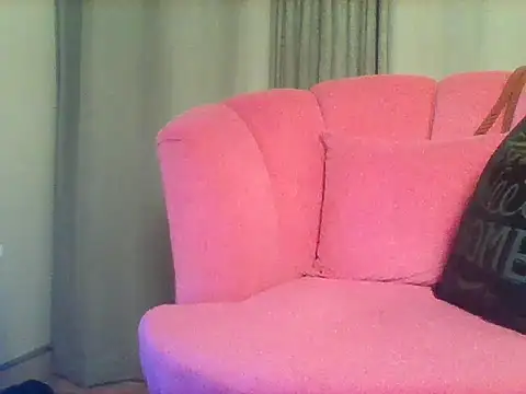 Queeen model online show from 04/04/26, 02:18