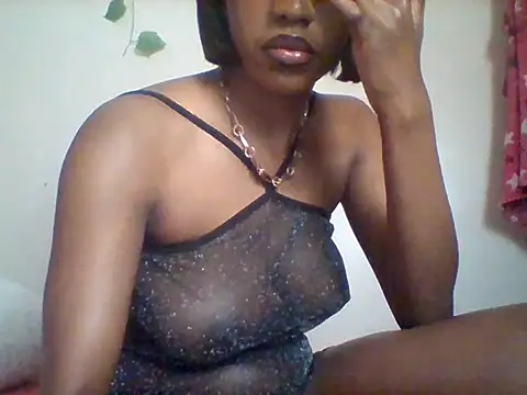 Snapshot of Queeen_model chatting on 06/22/26, 05:21 Queeen model online show from 06/22/26, 05:21