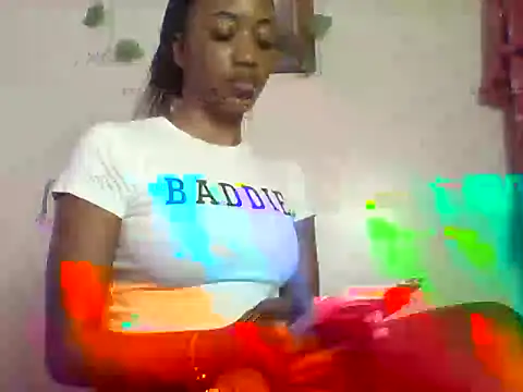 Queeen model online show from 02/21/26, 12:51